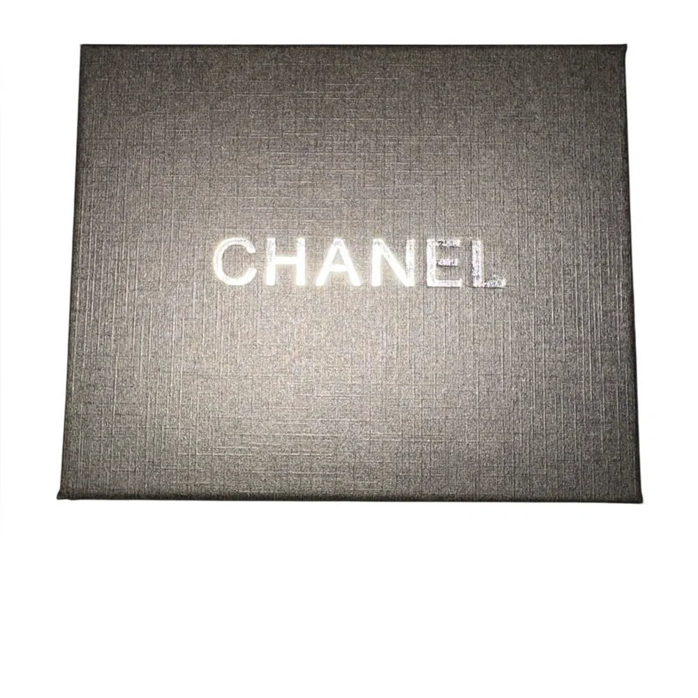 Metallic Silver Logo Crossbody - Picture 6 of 6